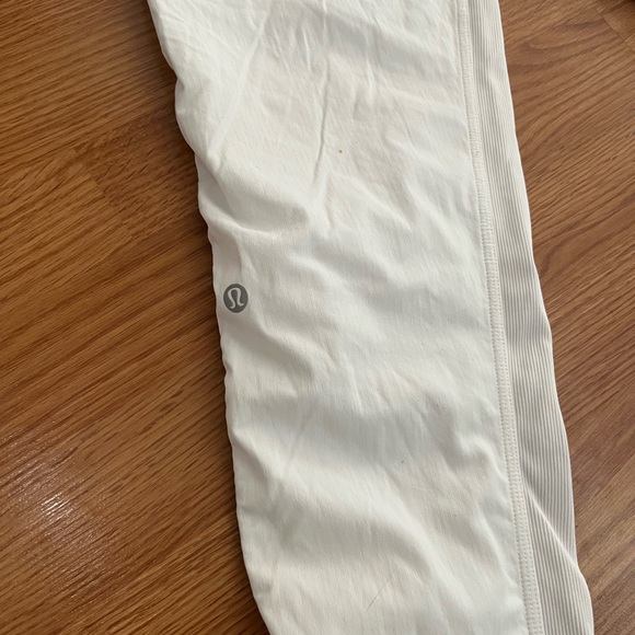 White lulu lemon athletic pants - Picture 3 of 3